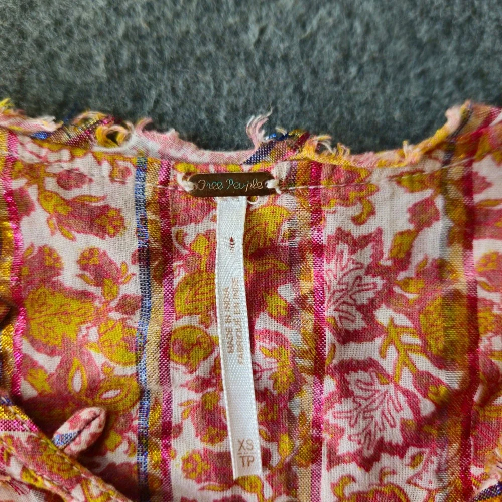 FREE PEOPLE Floral Metallic Lurex Boho Crop Top Size XS Balloon Sleeve Festival